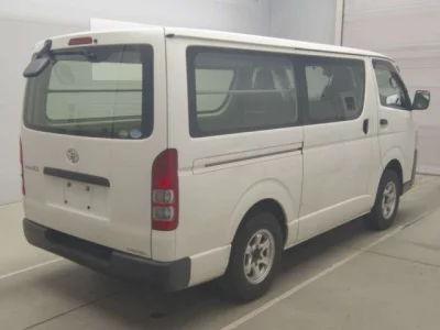 Toyota REGIUS ACE VAN  с аукциона в Японии