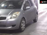 Toyota VITZ лот № 1031 оценка 3.5  с аукциона в Японии 6