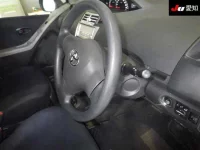 Toyota VITZ лот № 1031 оценка 3.5  с аукциона в Японии 4
