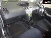 Toyota VITZ лот № 1031 оценка 3.5  с аукциона в Японии 2