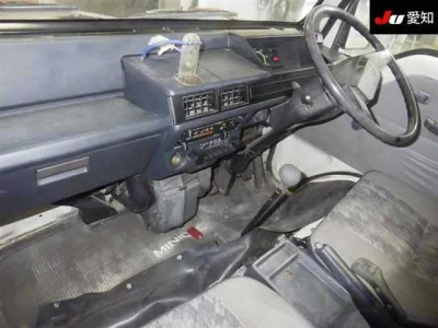 Mitsubishi MINICAB TRUCK  с аукциона в Японии
