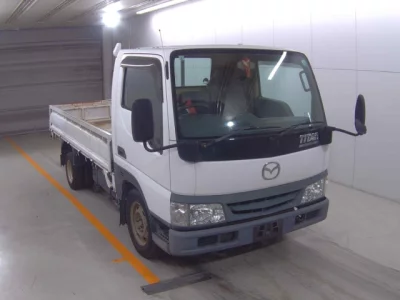 Mazda TITAN  с аукциона в Японии