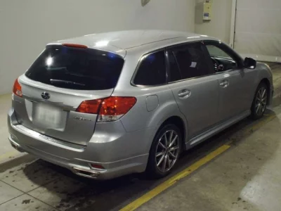Subaru LEGACY  с аукциона в Японии