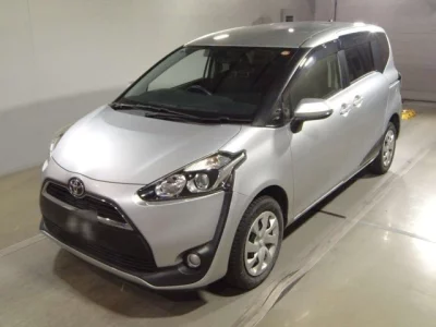 Toyota SIENTA  с аукциона в Японии