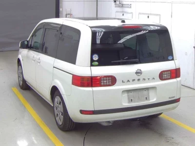 Nissan LAFESTA  с аукциона в Японии