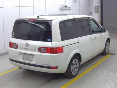 Nissan LAFESTA  с аукциона в Японии