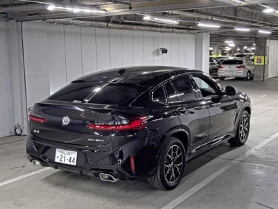BMW X4  с аукциона в Японии