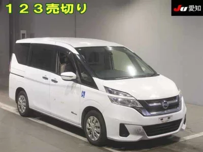 Nissan SERENA  с аукциона в Японии