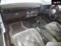 Nissan CEDRIC лот № 5039 оценка R  с аукциона в Японии 2