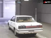 Nissan CEDRIC лот № 5039 оценка R  с аукциона в Японии 1