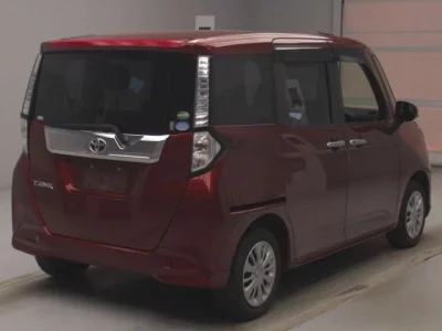 Toyota TANK  с аукциона в Японии