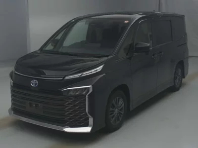 Toyota VOXY  с аукциона в Японии