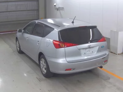 Toyota CALDINA  с аукциона в Японии