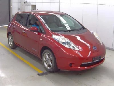 Nissan LEAF  с аукциона в Японии