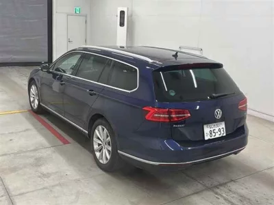 Volkswagen PASSAT VARIANT  с аукциона в Японии