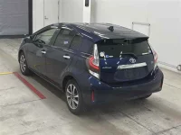 Toyota AQUA лот № 30016 оценка 4  с аукциона в Японии 1