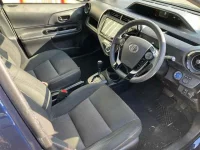 Toyota AQUA лот № 30016 оценка 4  с аукциона в Японии 6