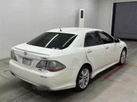 Toyota CROWN лот № 30015 оценка 3.5  с аукциона в Японии 4