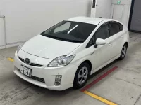 Toyota PRIUS лот № 30023 оценка 3.5  с аукциона в Японии 3