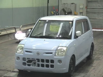 Nissan PINO