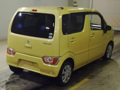 Suzuki WAGON R  с аукциона в Японии