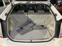 Toyota PRIUS лот № 30026 оценка 3.5  с аукциона в Японии 9