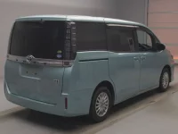 Toyota VOXY лот № 80550 оценка R  с аукциона в Японии 1