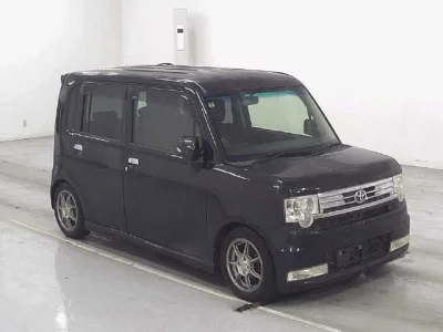 Toyota PIXIS SPACE  с аукциона в Японии