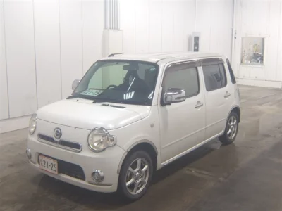 Daihatsu MIRA  с аукциона в Японии