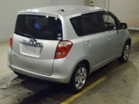 Toyota RACTIS лот № 7220 оценка RA  с аукциона в Японии 1