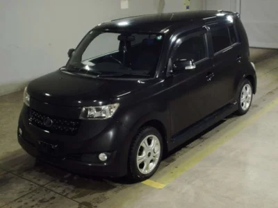Toyota BB  с аукциона в Японии