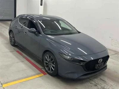 Mazda MAZDA3  с аукциона в Японии