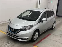 Nissan NOTE лот № 30043 оценка 3.5  с аукциона в Японии 3