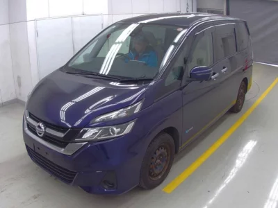 Nissan SERENA  с аукциона в Японии