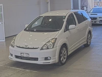 Toyota WISH  с аукциона в Японии