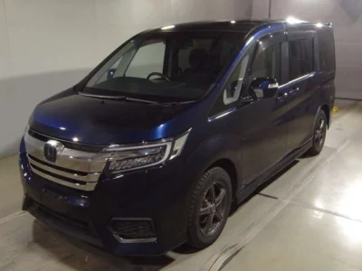 Honda STEP WAGON  с аукциона в Японии