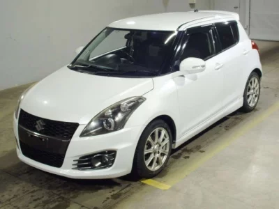 Suzuki SWIFT  с аукциона в Японии