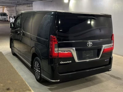 Toyota GRANACE