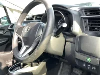 Honda FIT лот № 1066 оценка 3.5  с аукциона в Японии 6