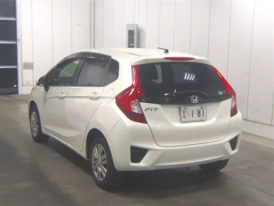 Honda FIT  с аукциона в Японии