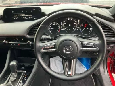 Mazda MAZDA3  с аукциона в Японии