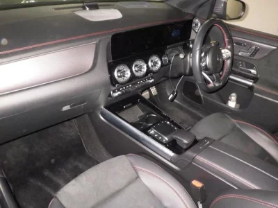 Mercedes-Benz EQA  с аукциона в Японии