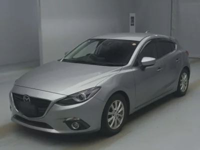 Mazda AXELA  с аукциона в Японии