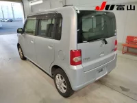 Toyota PIXIS SPACE лот № 2032 оценка 3.5  с аукциона в Японии 1