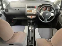 Honda FIT лот № 3010 оценка 3.5  с аукциона в Японии 2