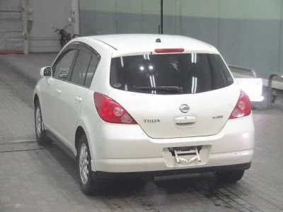 Nissan TIIDA