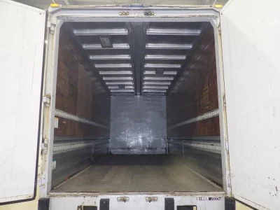 Isuzu FORWARD  с аукциона в Японии