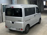Daihatsu HIJET VAN лот № 24 оценка 4  с аукциона в Японии 4