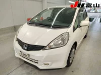 Honda FIT лот № 3002 оценка R  с аукциона в Японии 3