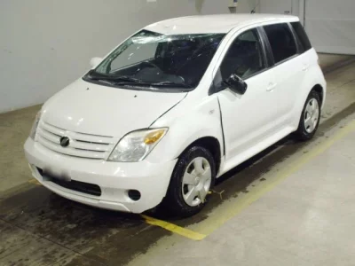 Toyota IST  с аукциона в Японии